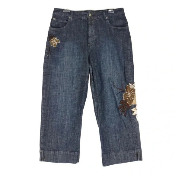CHICO'S Platinum Floral Applique Wide Leg Amber Crop Jeans size 0.5  (size 4) - Picture 1 of 7